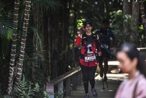 BIB: 2329
                            <button type="button" onclick="openModal(7022416)" class="btn btn-primary btn-sm float-right btn-popup" data-toggle="modal" data-target=".modal-high-quality">
                        <i class="fas fa-shopping-cart"></i> Add to Cart
                    </button>
                                            <button type="button" onclick="isThisMe(7022416, true)" class="btn btn-success btn-sm float-right btn-popup btn-isme hidden" data-toggle="tooltip" data-placement="bottom" title="นี่คือรูปของคุณใช่ไหม คลิกที่นี่เพื่อเอาเข้าอัลบั้ม">
                        <i class="fas fa-plus"></i> Add to album
                    </button>
                    <button type="button" onclick="isThisMe(7022416, false)" class="btn btn-warning btn-sm float-right btn-popup btn-isnotme hidden">
                        <i class="fas fa-ban"></i> Remove from album
                    </button>